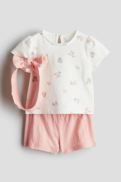 Set of 3 T-Shirt, Short and Headband